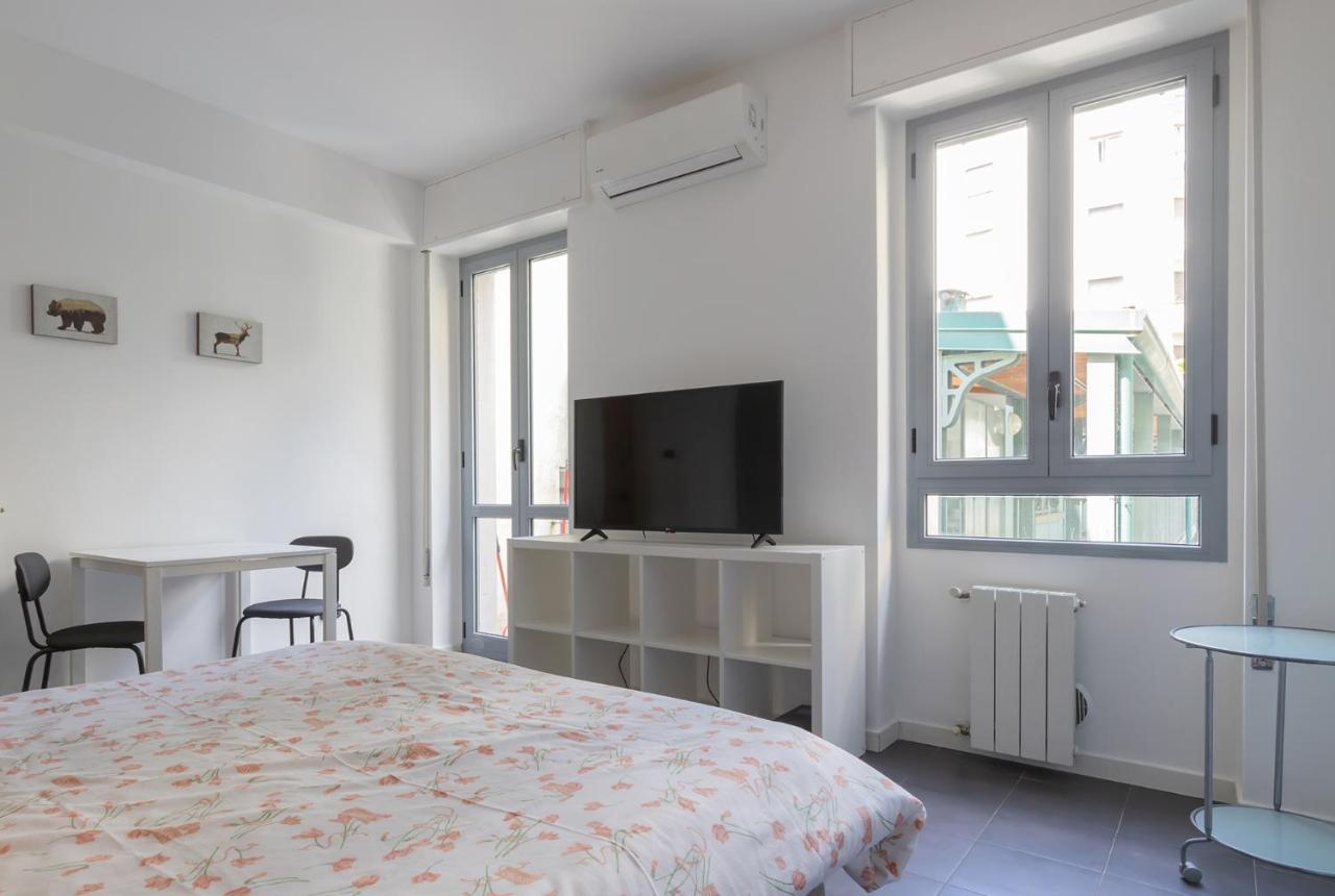 20Mins From Duomo - Renovated Apt Near City Center Apartment Milan Luaran gambar